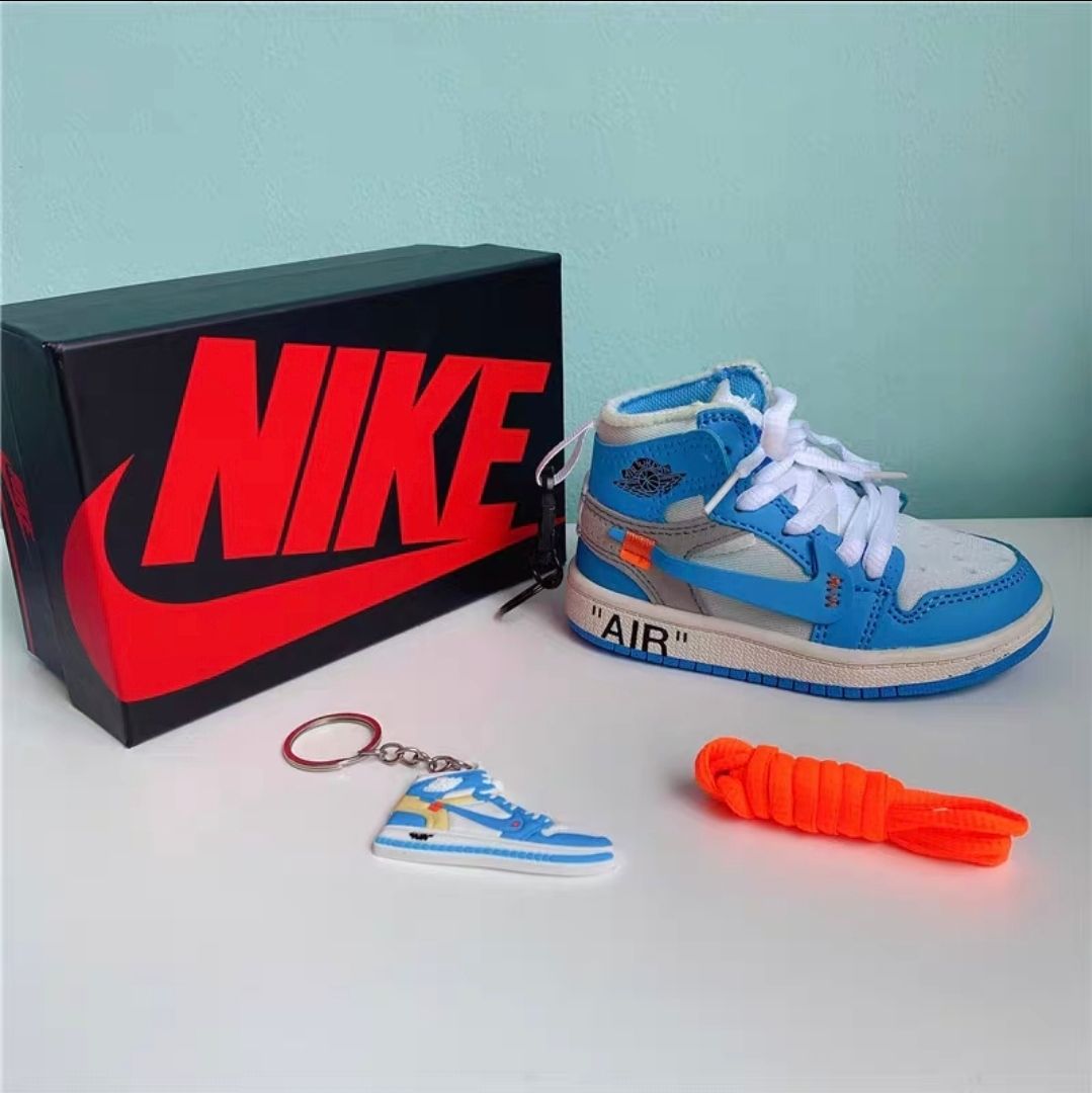Jordan x "Off-White" Blue Putter Cover