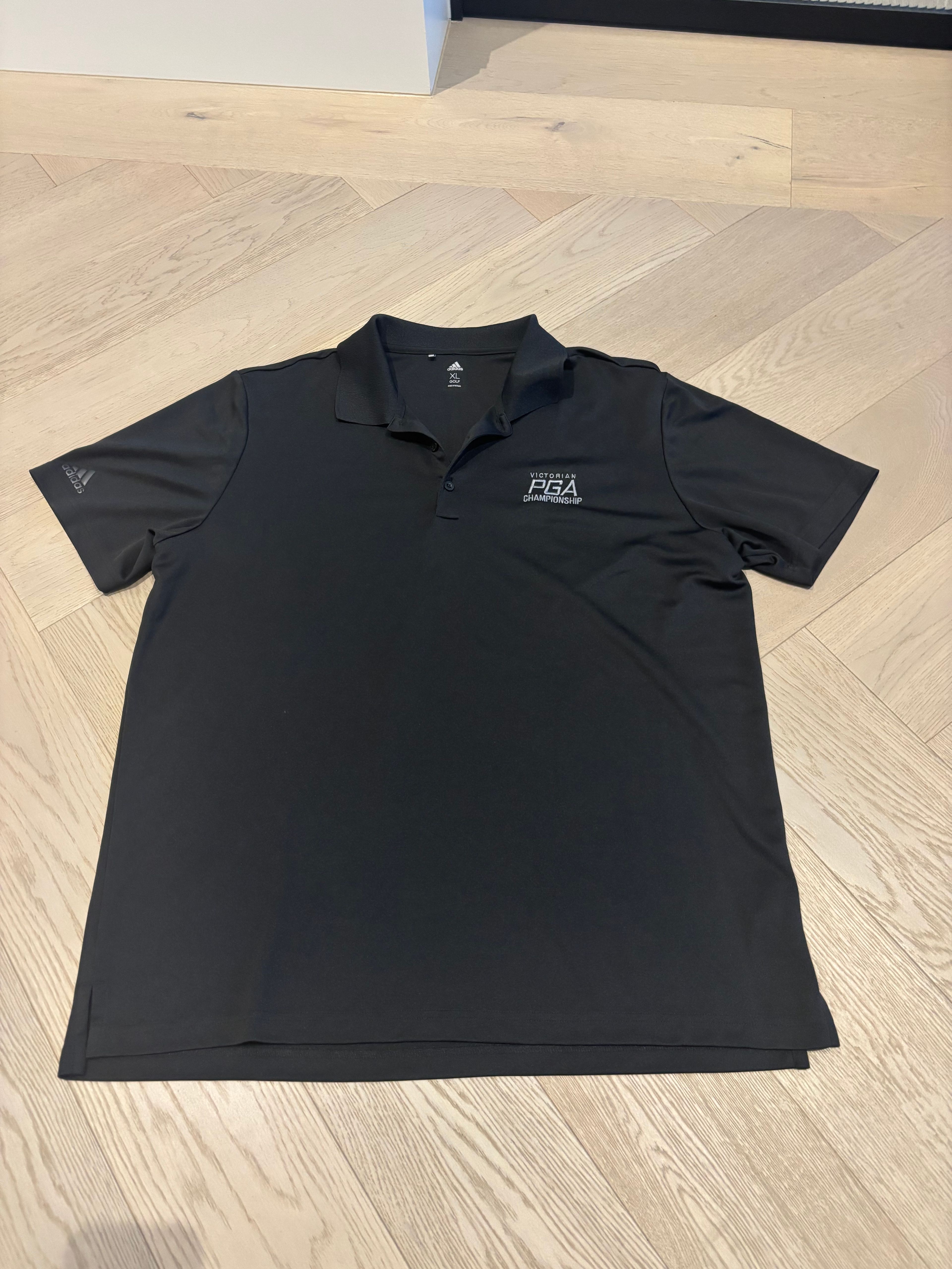 Adidas Black polo XL near new