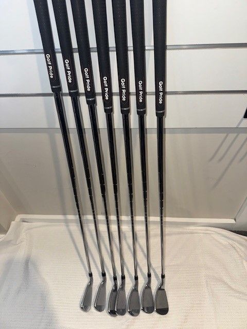 Titleist T350 Iron Set